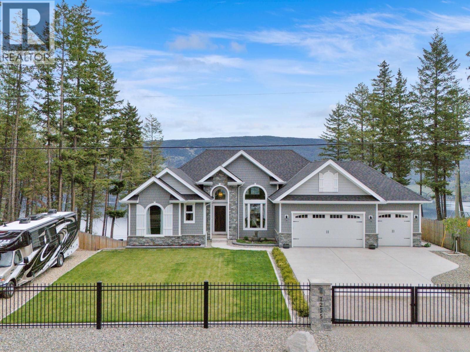 7255 Dunwaters Road
