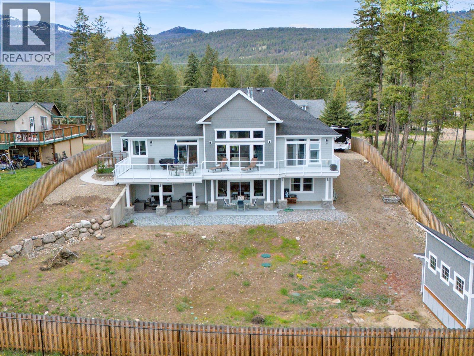 7255 Dunwaters Road