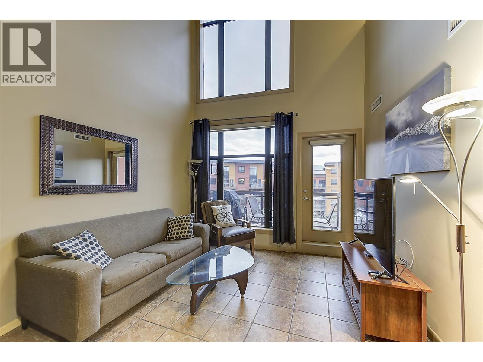 654 Cook Road Unit# 605