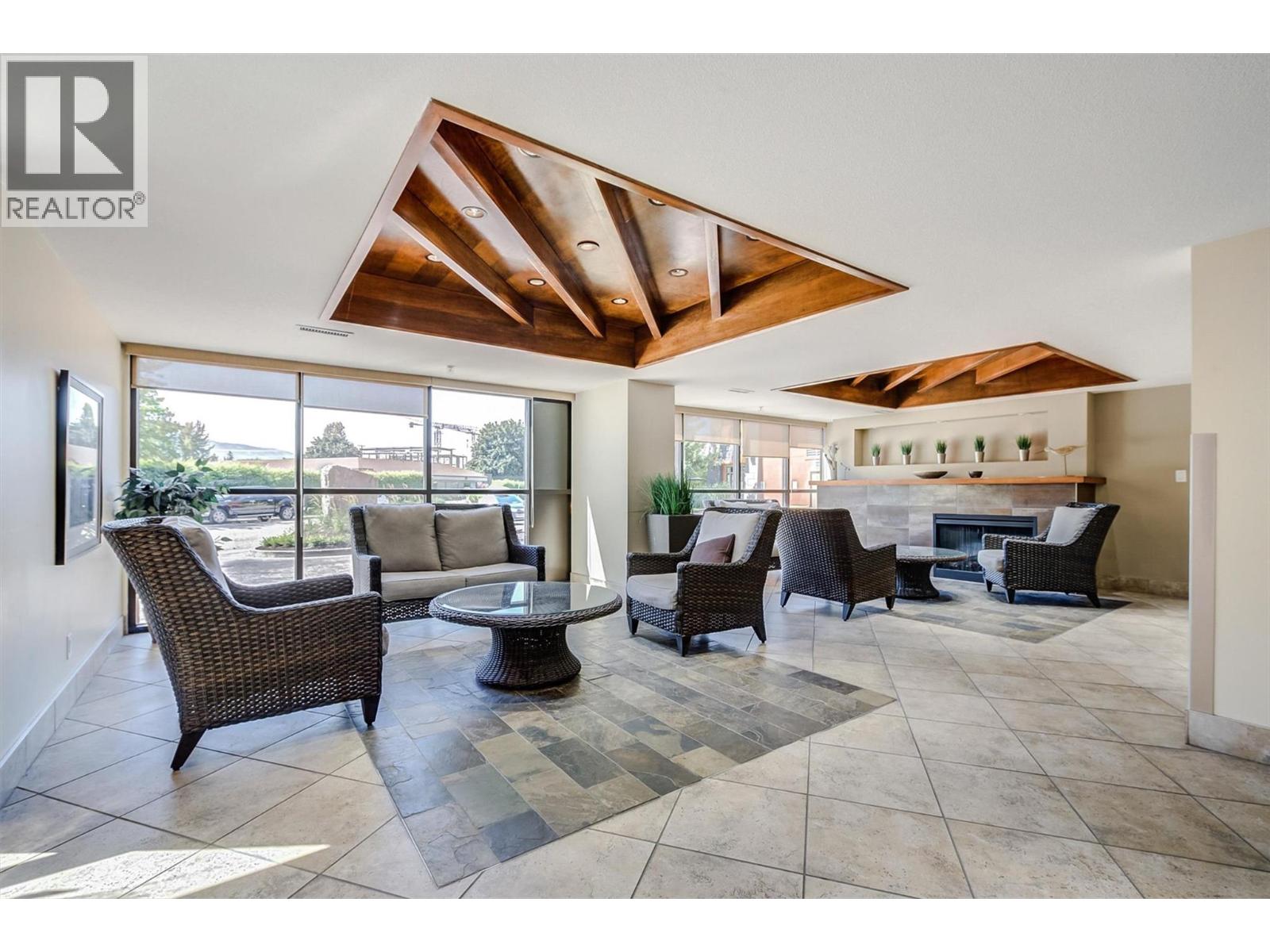 654 Cook Road Unit# 605