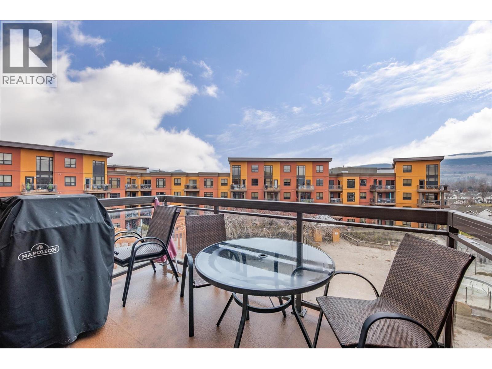 654 Cook Road Unit# 605