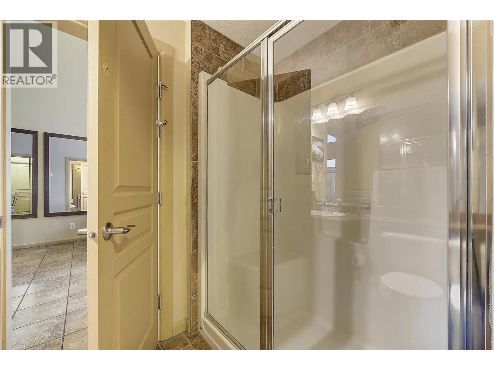 654 Cook Road Unit# 605