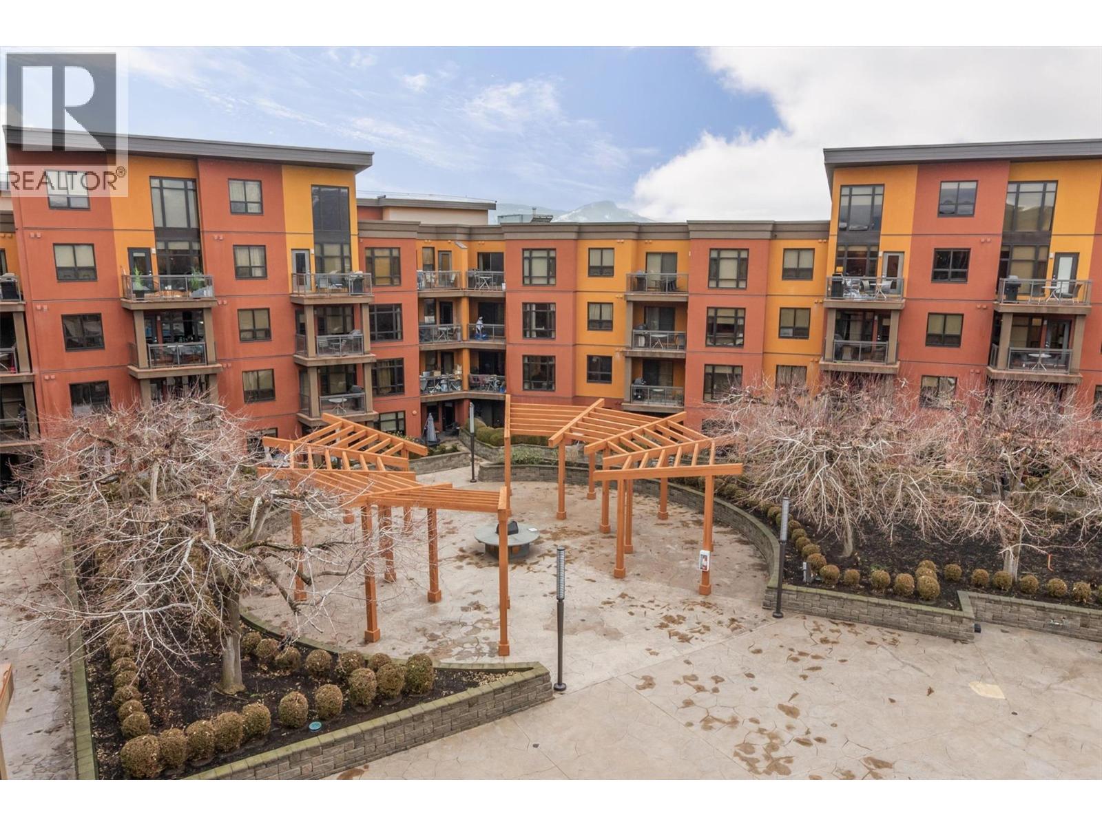 654 Cook Road Unit# 605