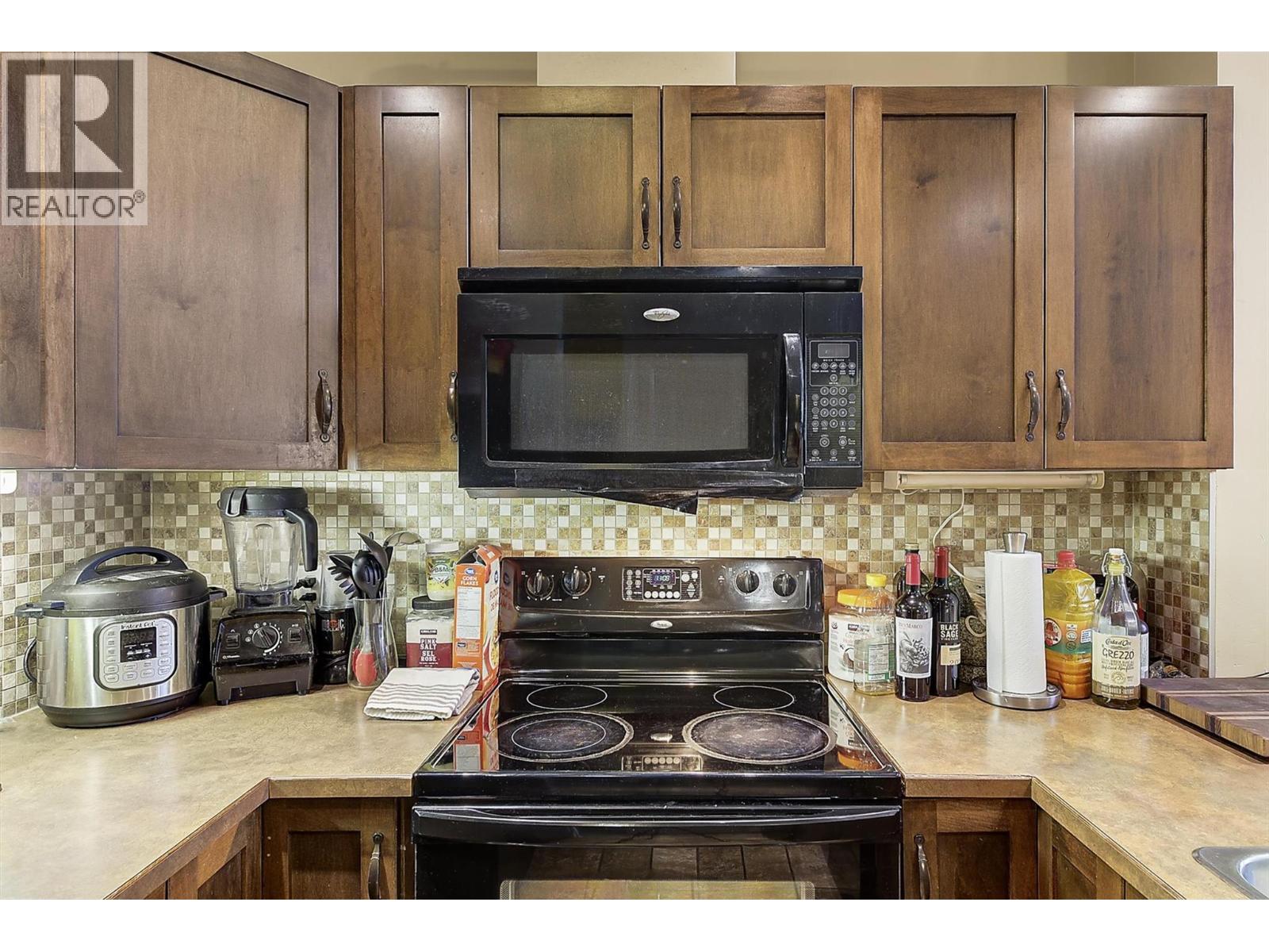 654 Cook Road Unit# 605