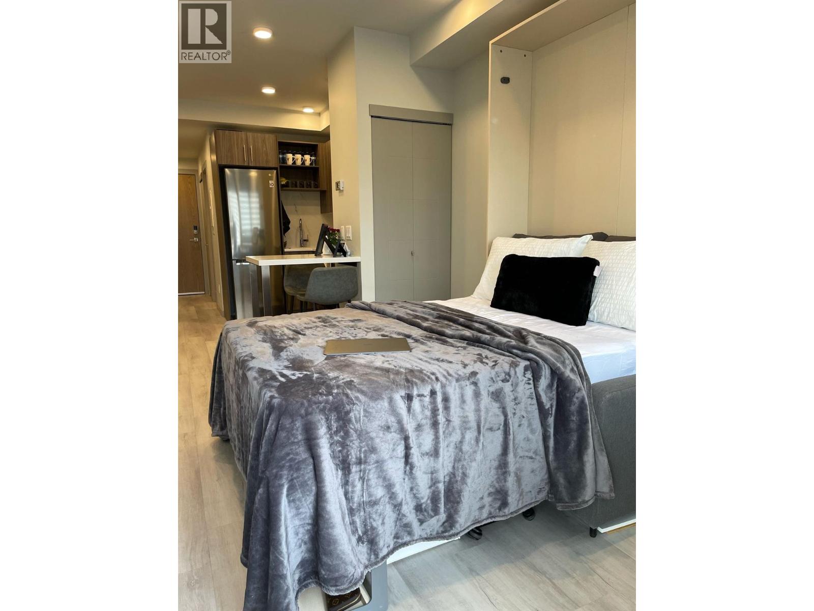 345 DOUGALL Road N Unit# 215