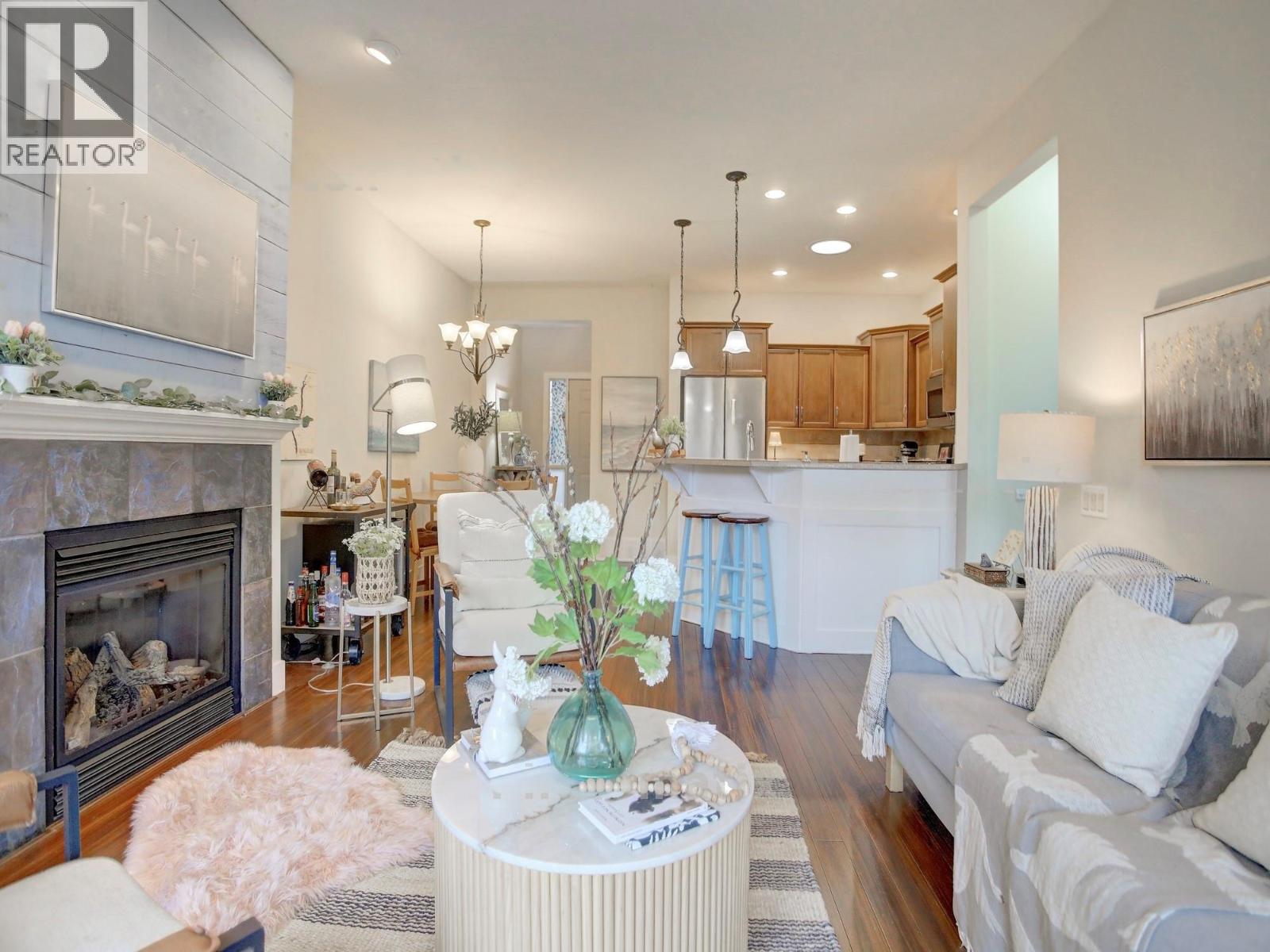 3871 Sonoma Pines Drive