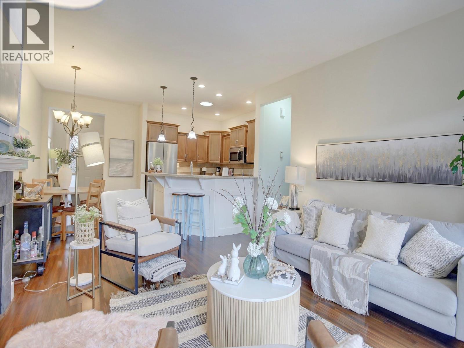 3871 Sonoma Pines Drive
