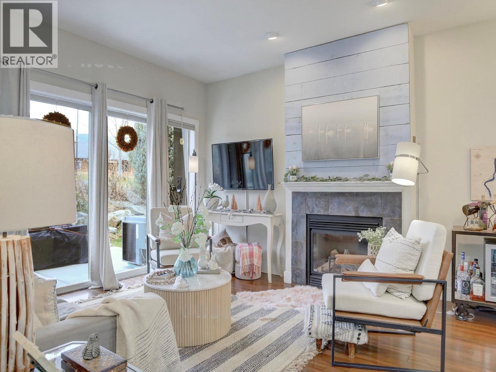 3871 Sonoma Pines Drive