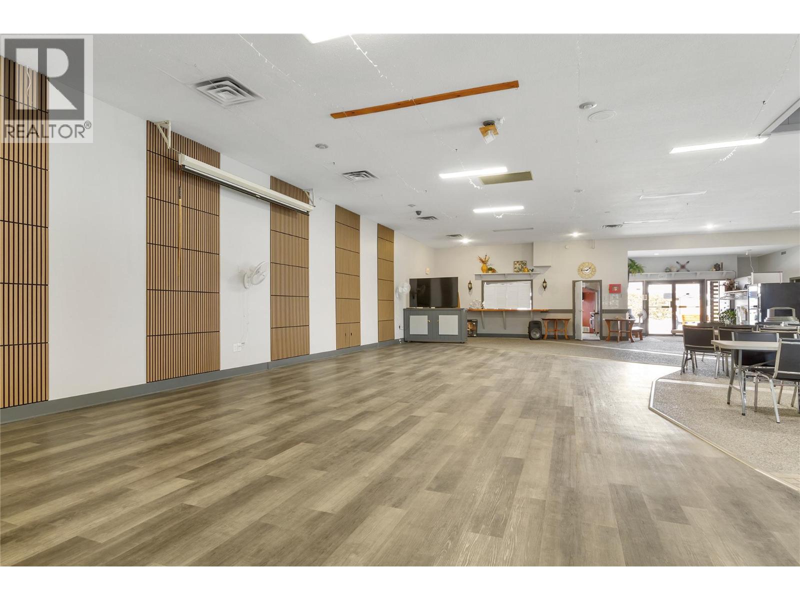 415 Commonwealth Road Unit# 136