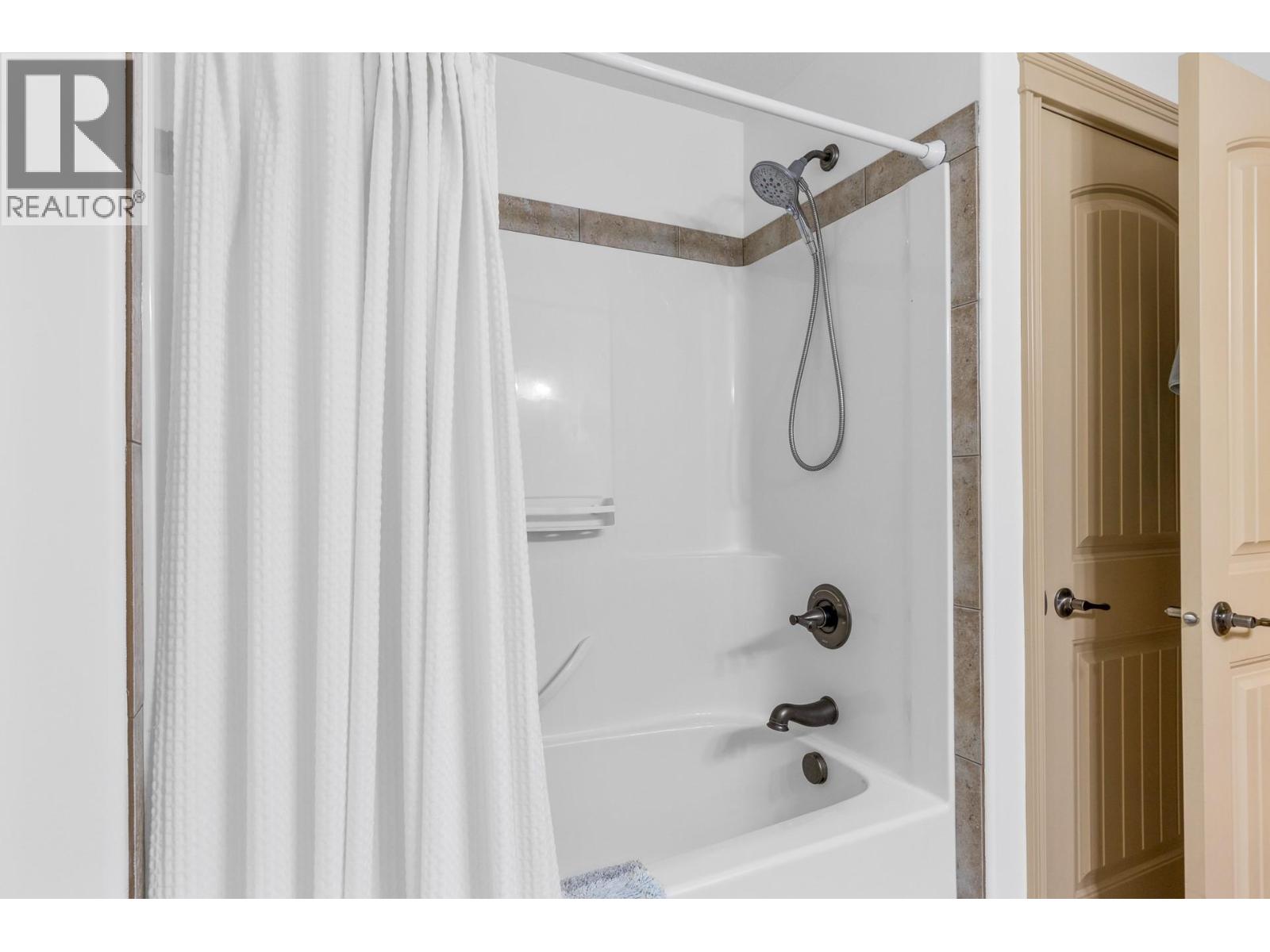 2770 Auburn Road Unit# 308
