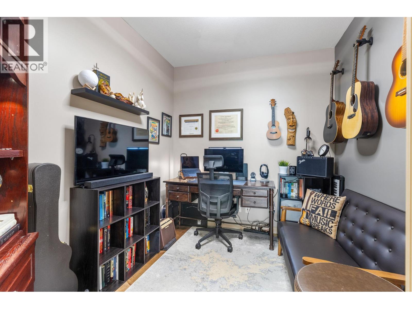 2770 Auburn Road Unit# 308