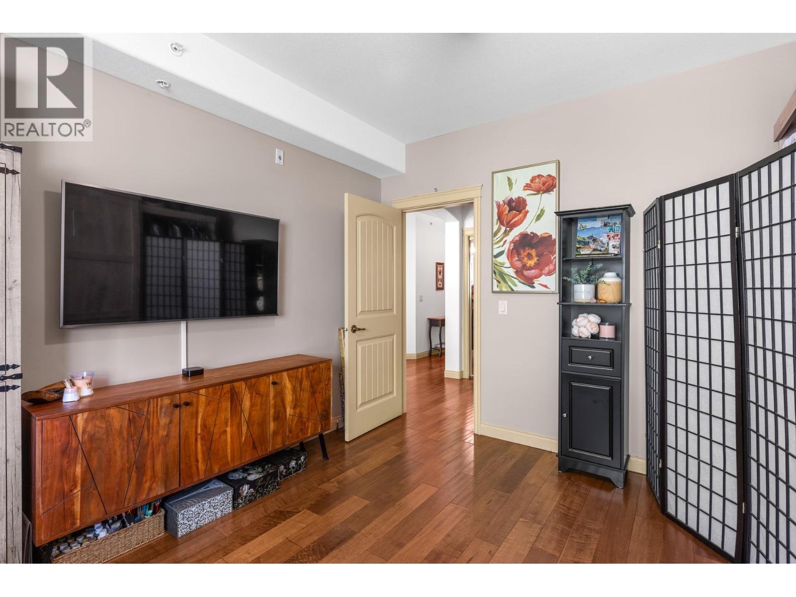 2770 Auburn Road Unit# 308