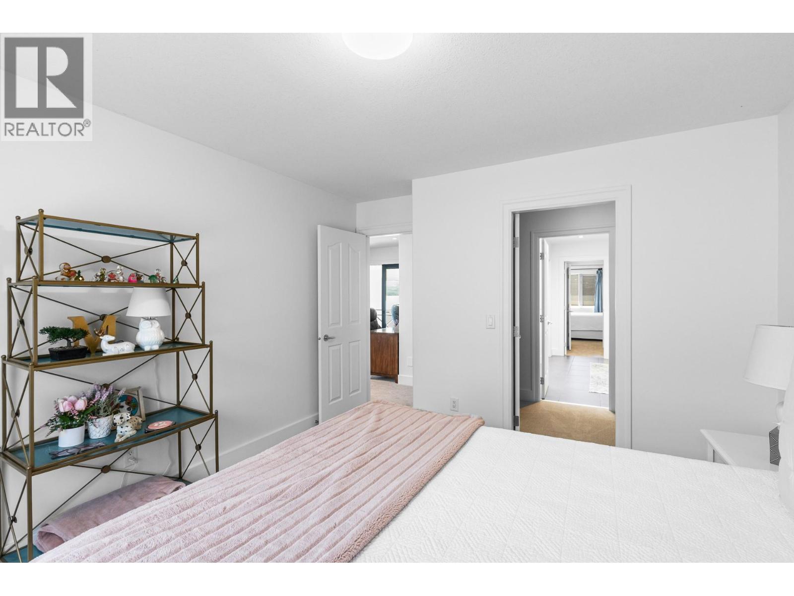 1069 Sunnyside Road