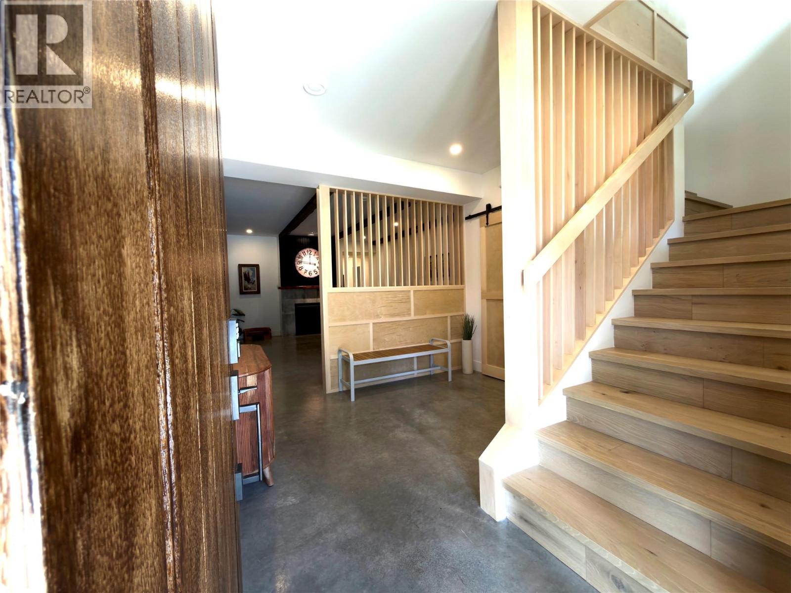 338 Burne Avenue