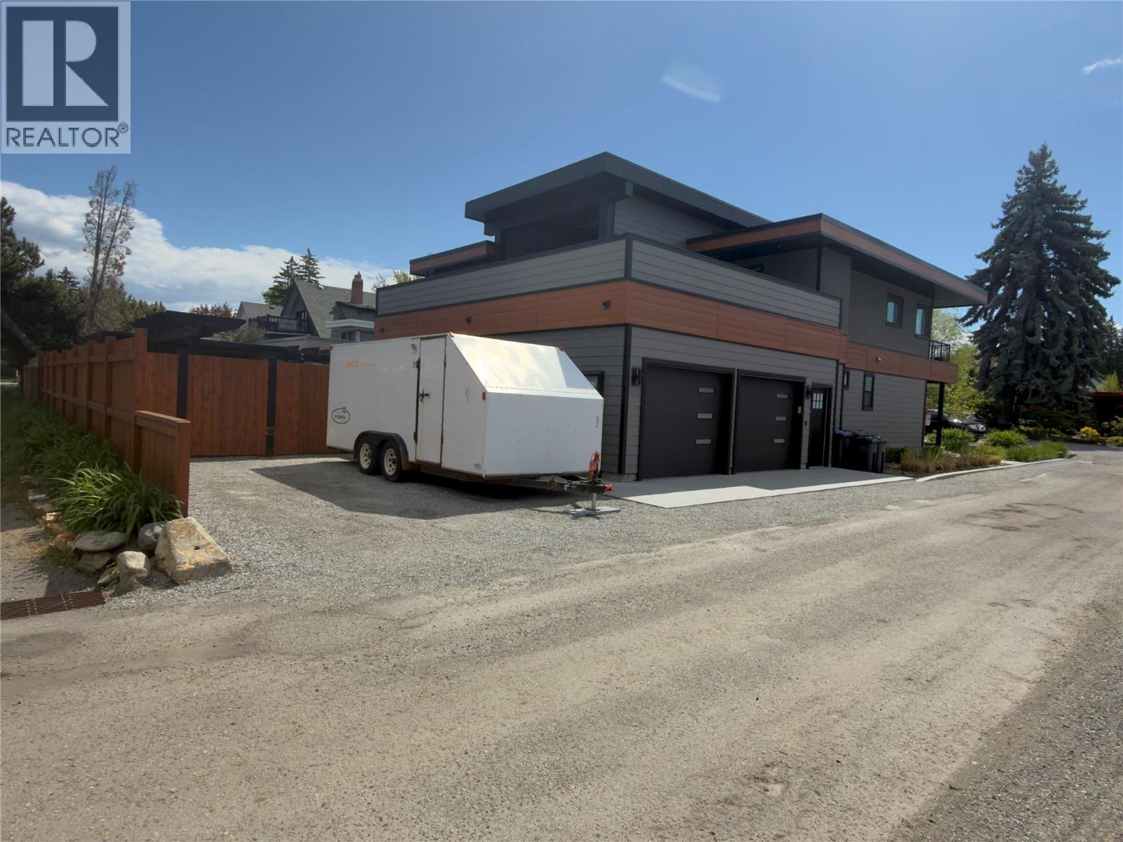 338 Burne Avenue