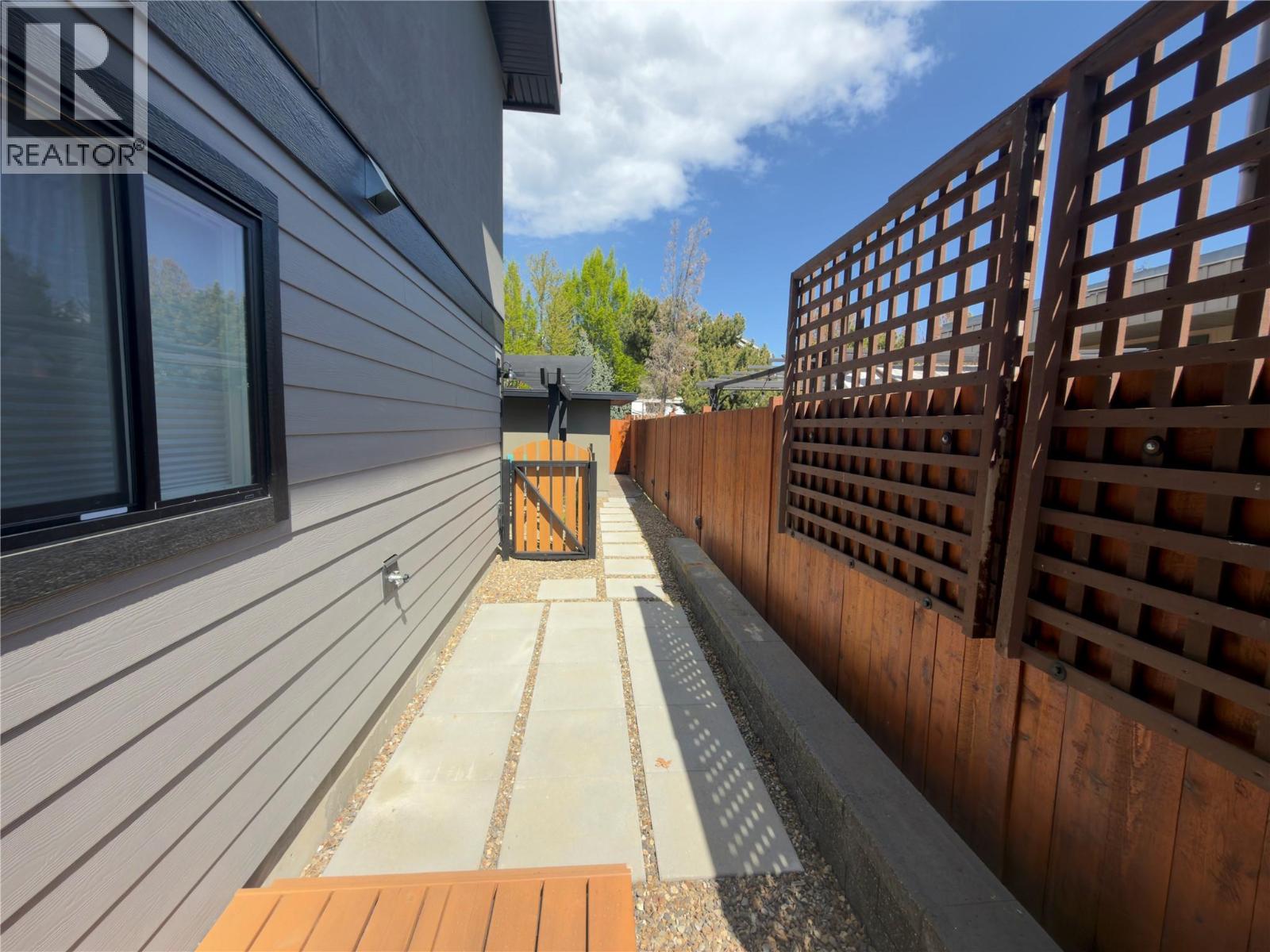 338 Burne Avenue