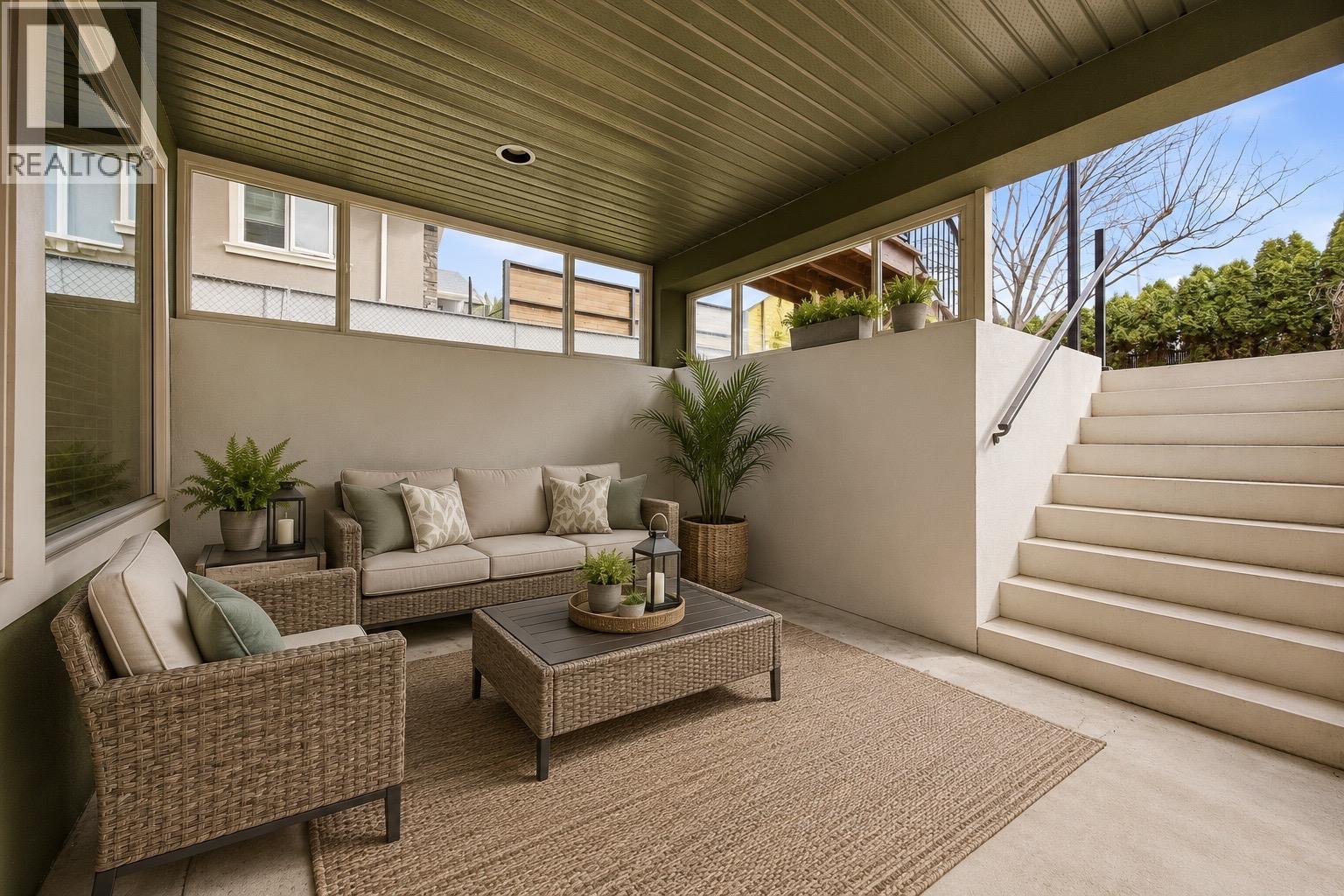647 Peridot Place