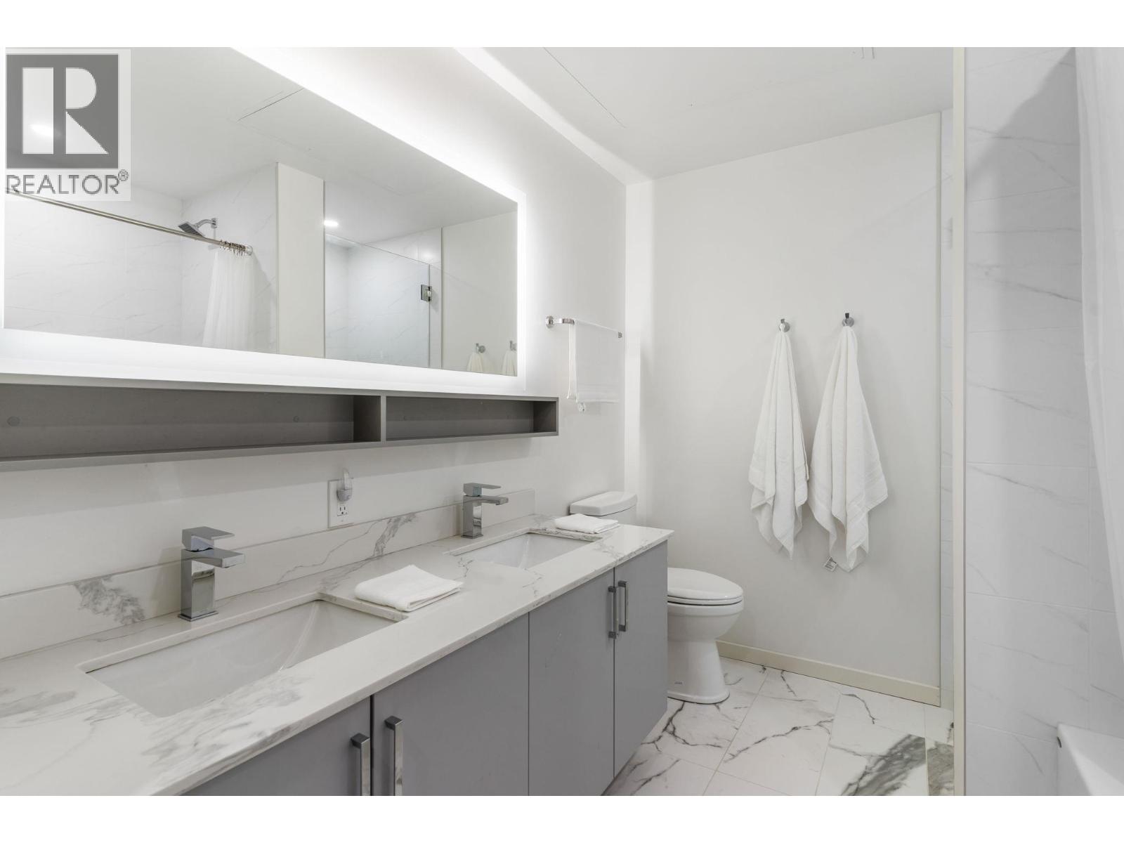 880 Saucier Avenue Unit# 207