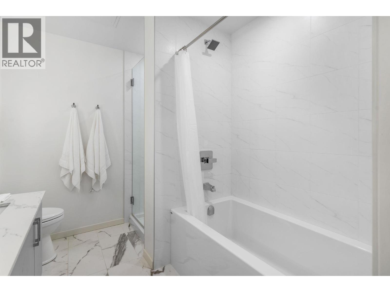 880 Saucier Avenue Unit# 207