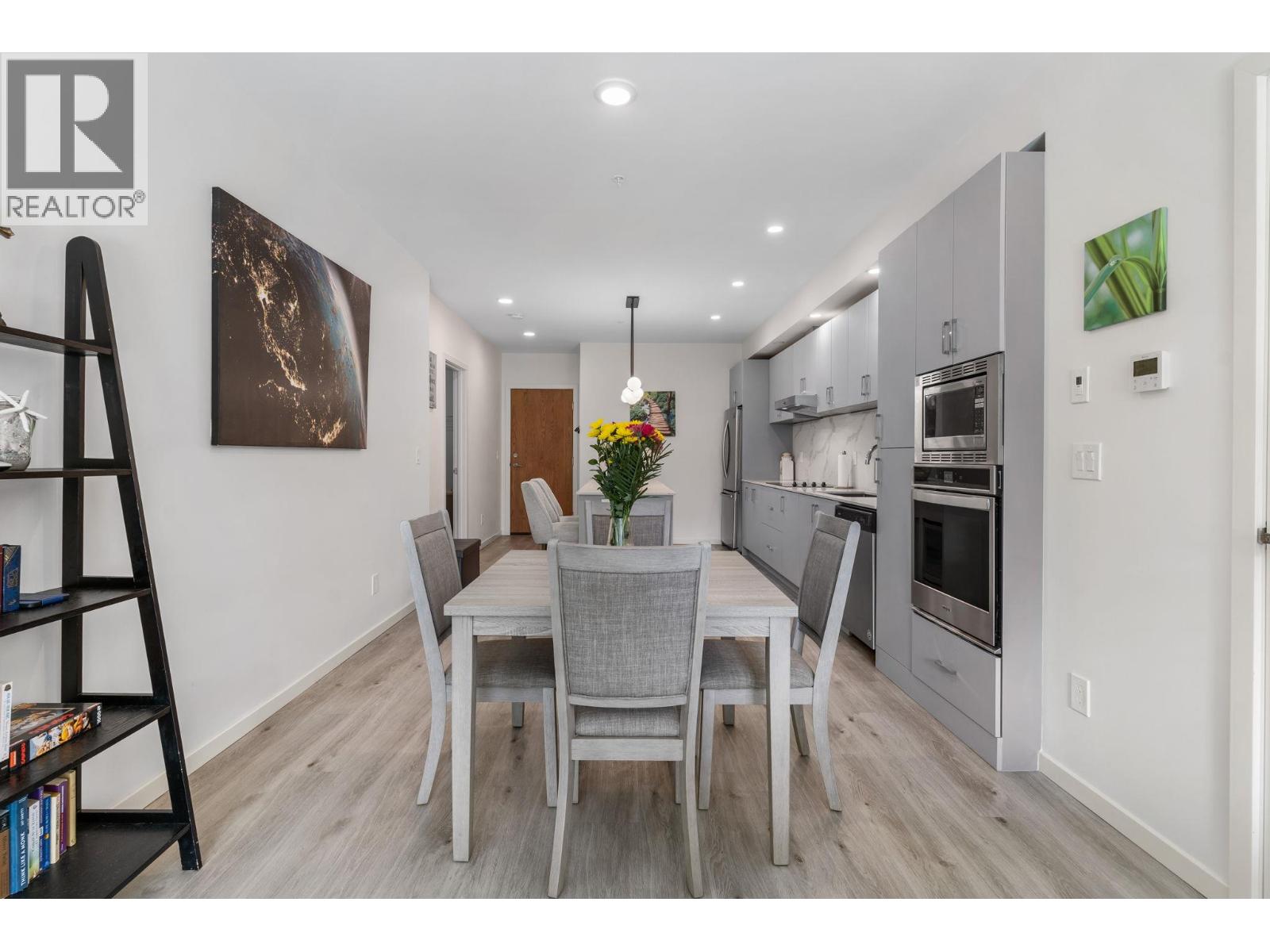 880 Saucier Avenue Unit# 207