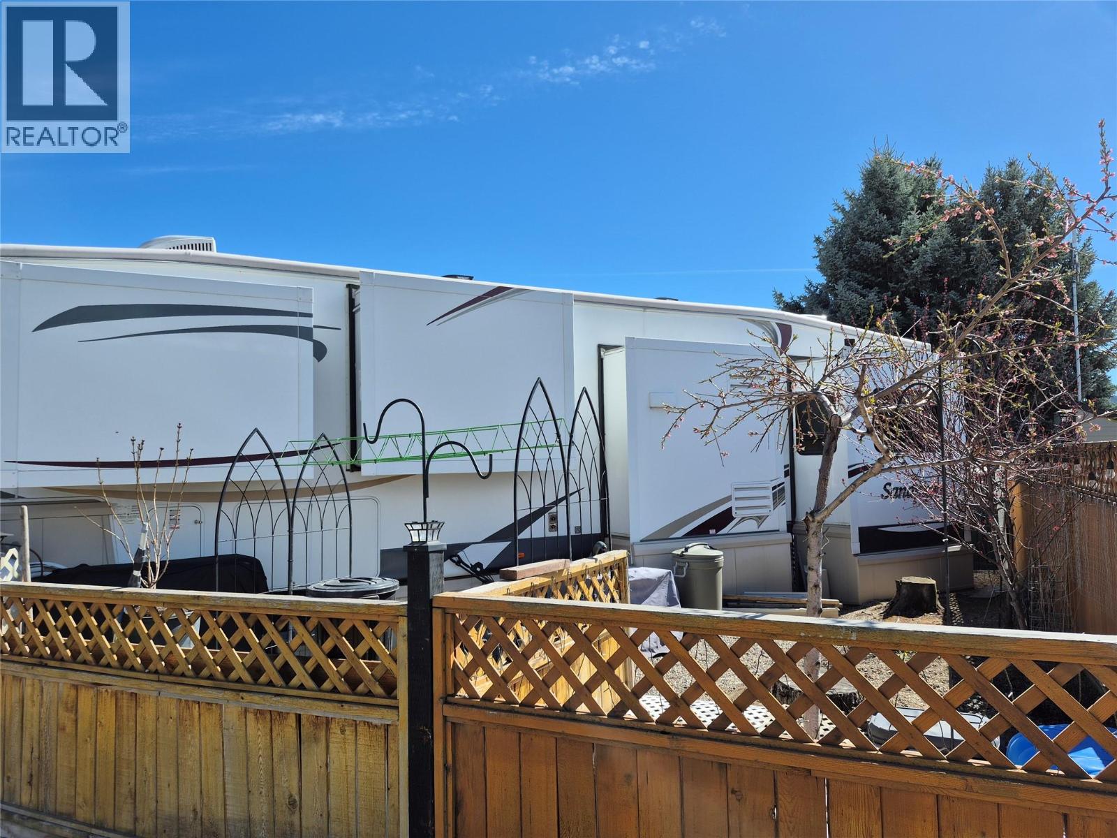 415 Commonwealth Road Unit# 12