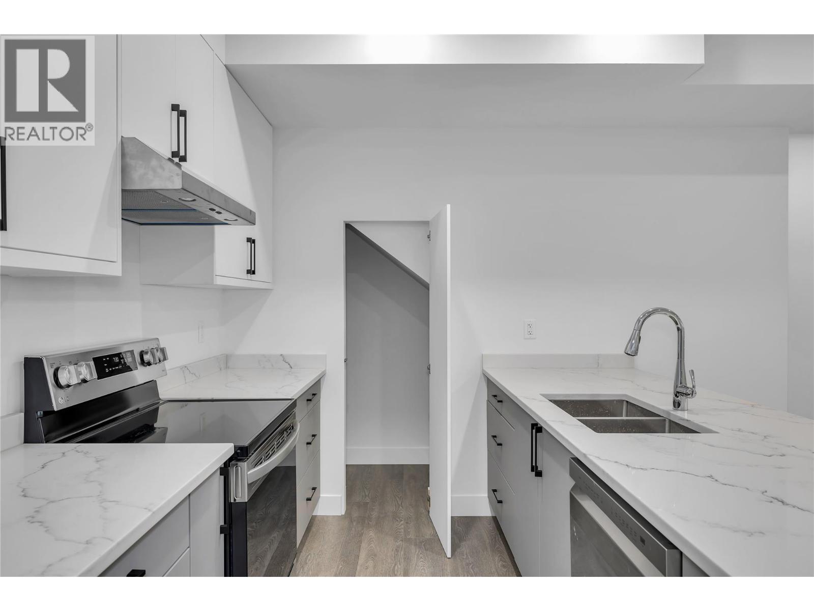 783 Burne Avenue Unit# 2