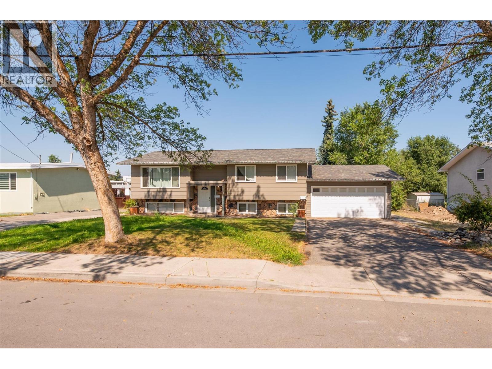 280 HOLBROOK Road W