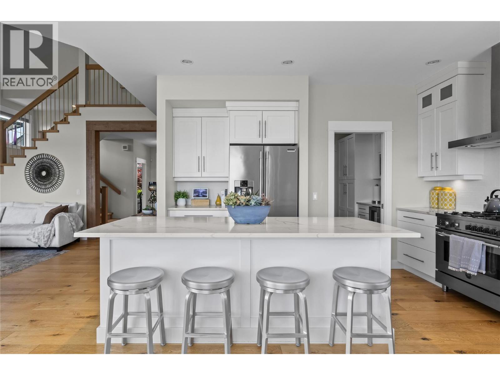 3136 SAGEVIEW Road