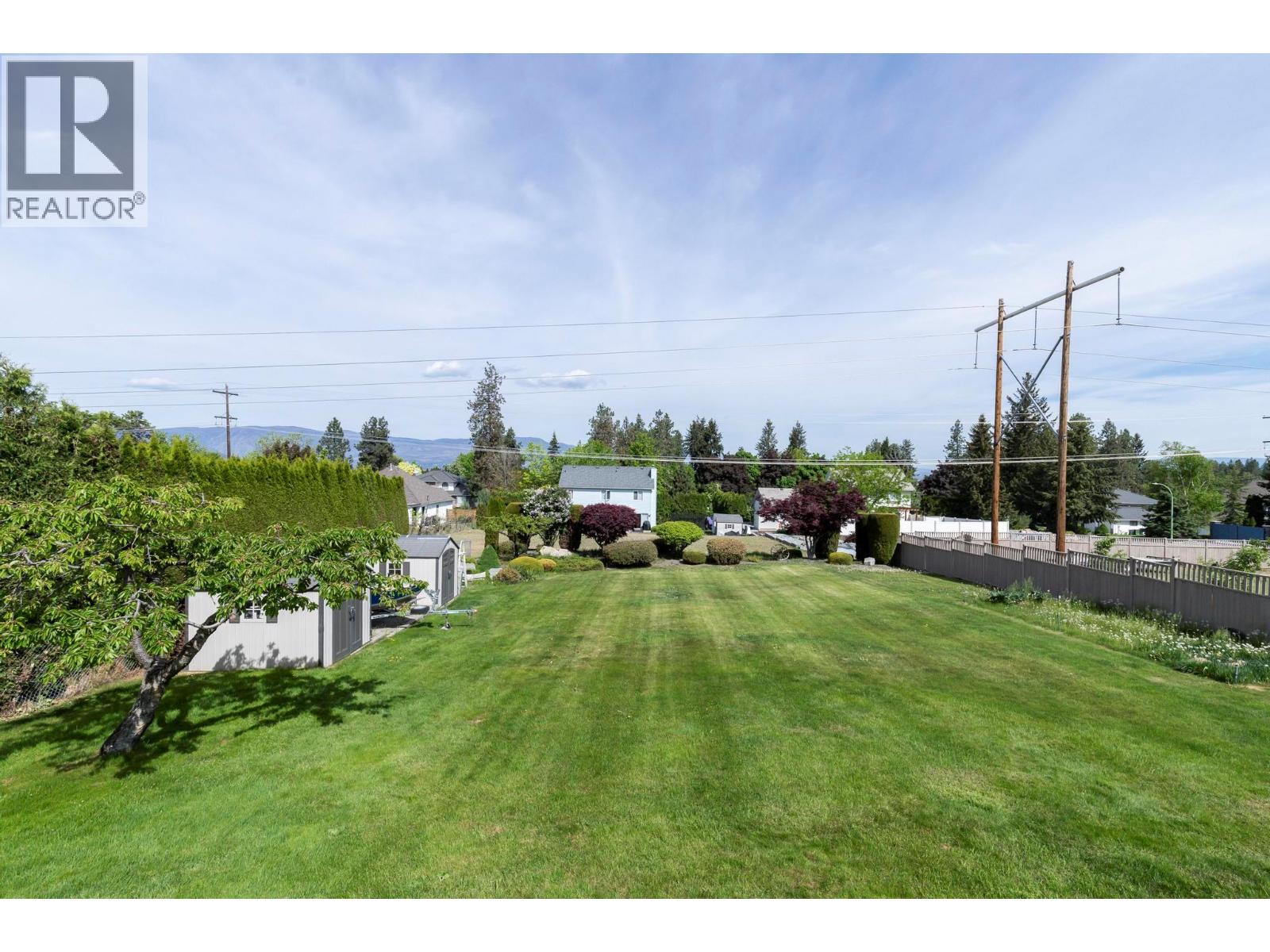 1544 Woodridge Road