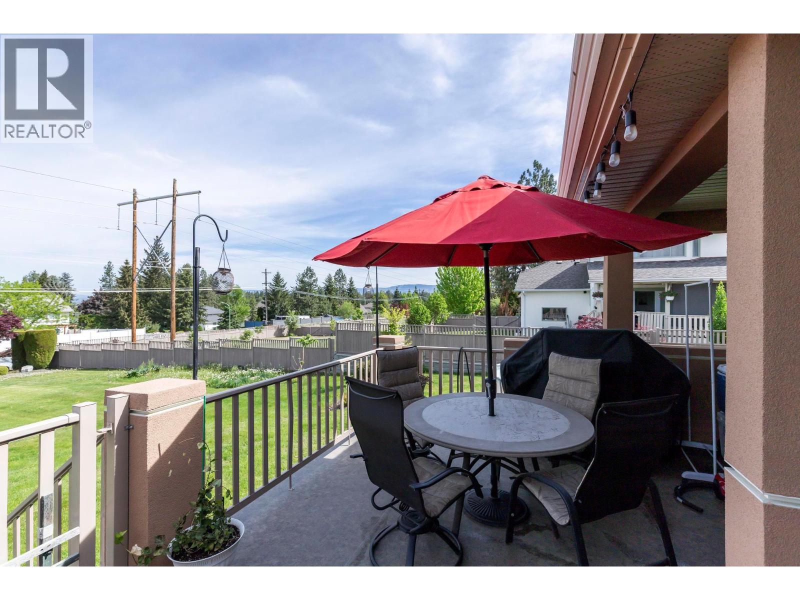 1544 Woodridge Road