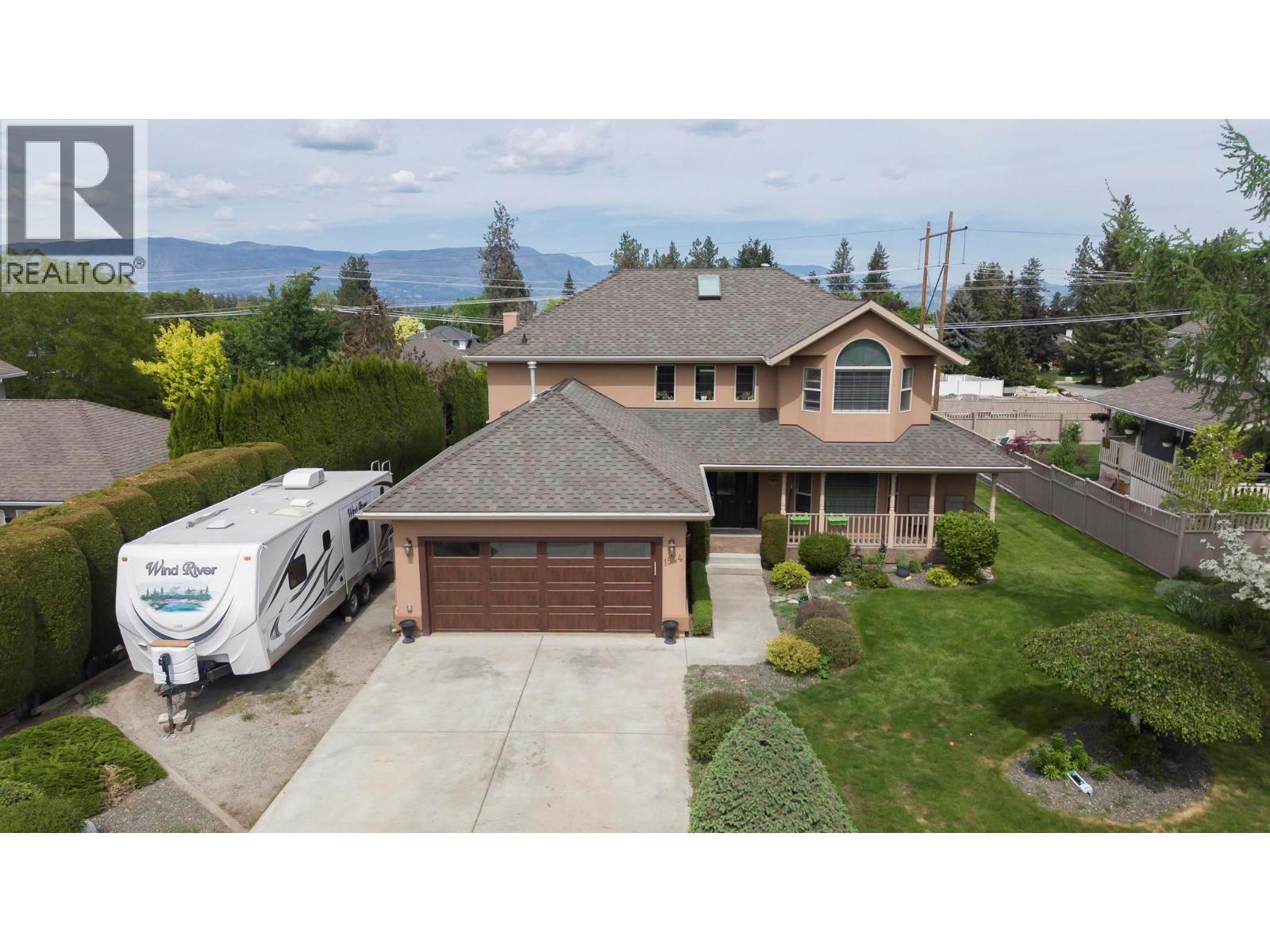 1544 Woodridge Road