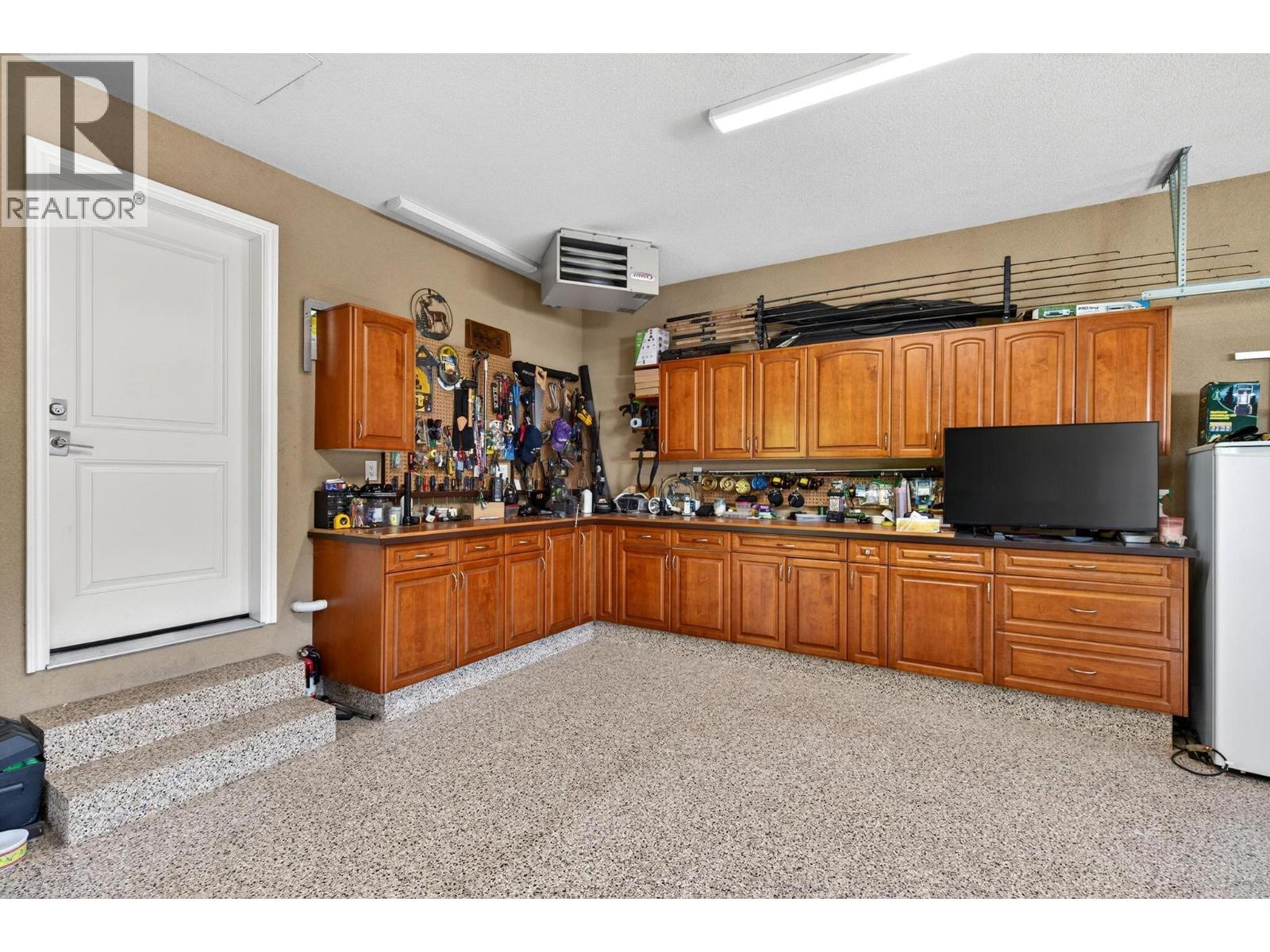 1544 Woodridge Road