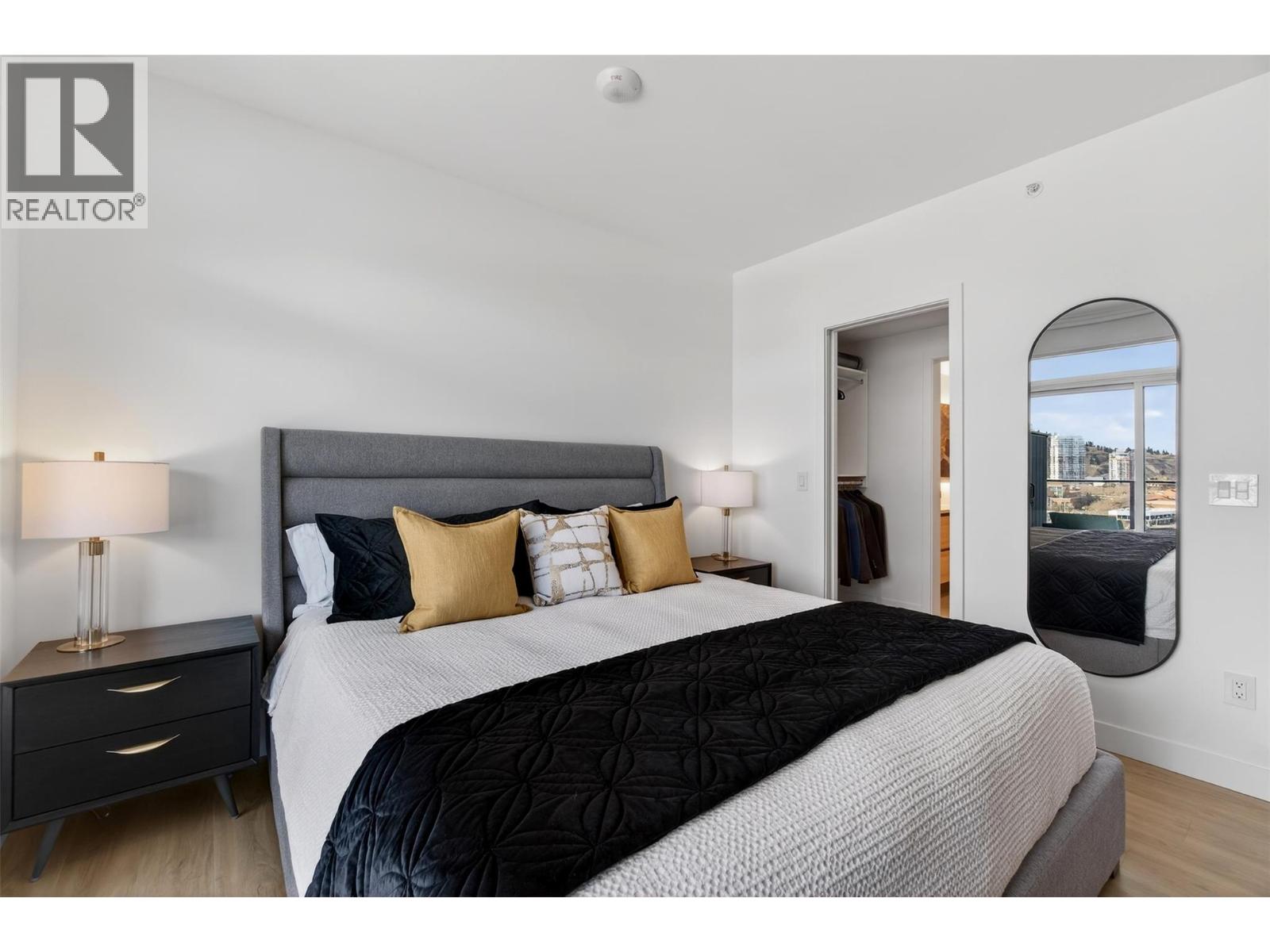 238 Leon Avenue Unit# 1308