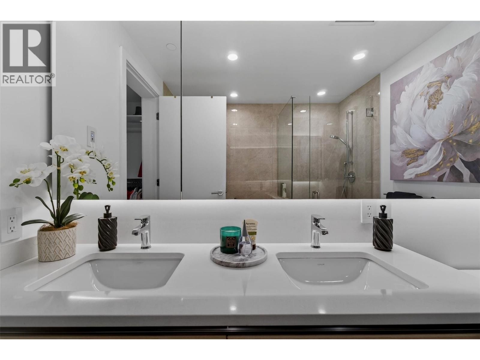 238 Leon Avenue Unit# 1308