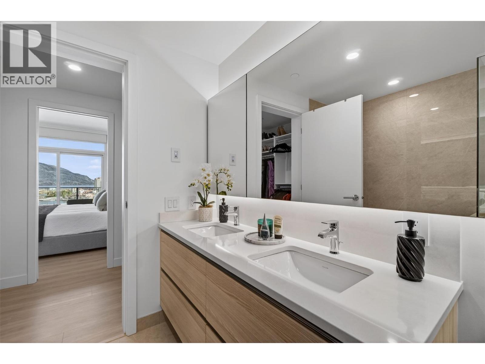 238 Leon Avenue Unit# 1308