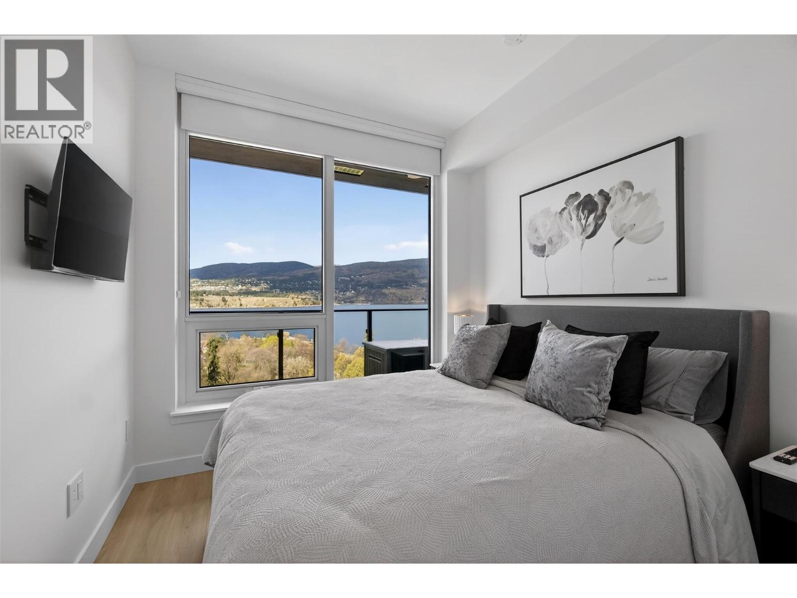 238 Leon Avenue Unit# 1308