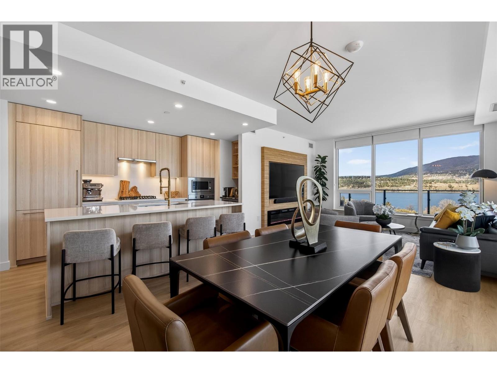 238 Leon Avenue Unit# 1308