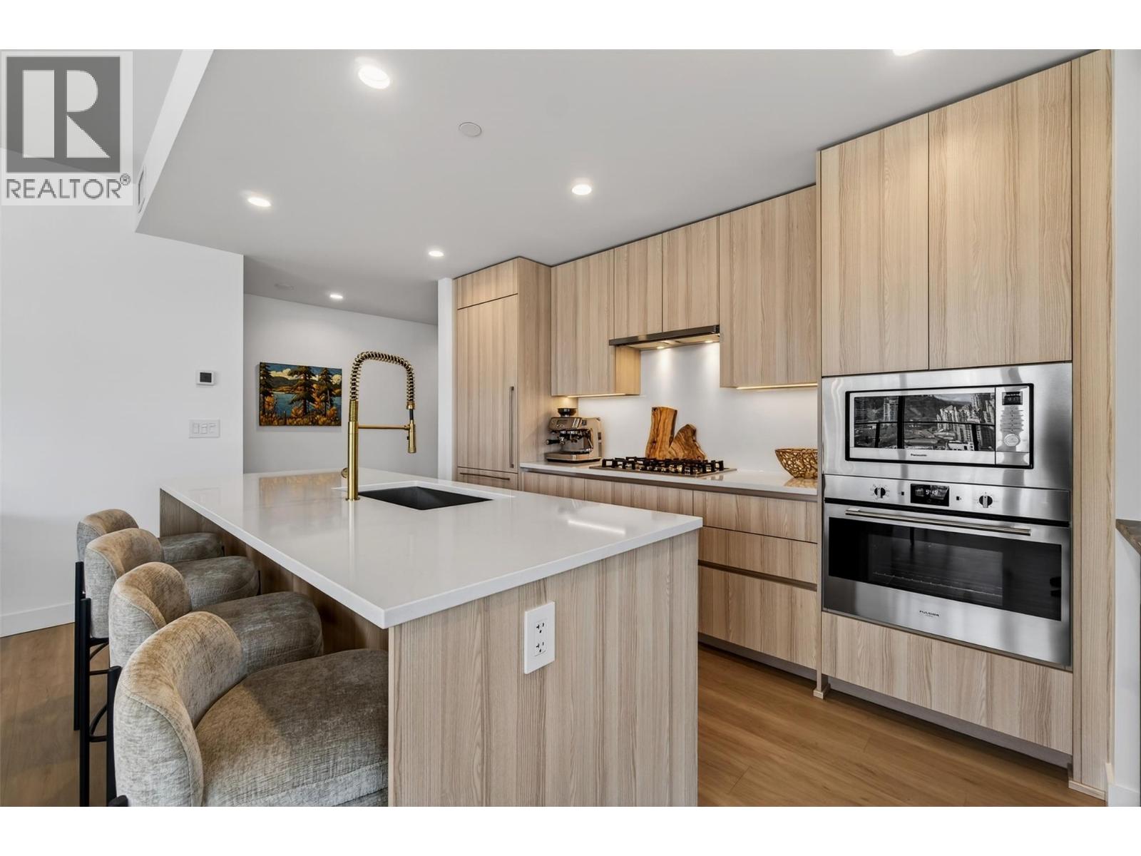 238 Leon Avenue Unit# 1308
