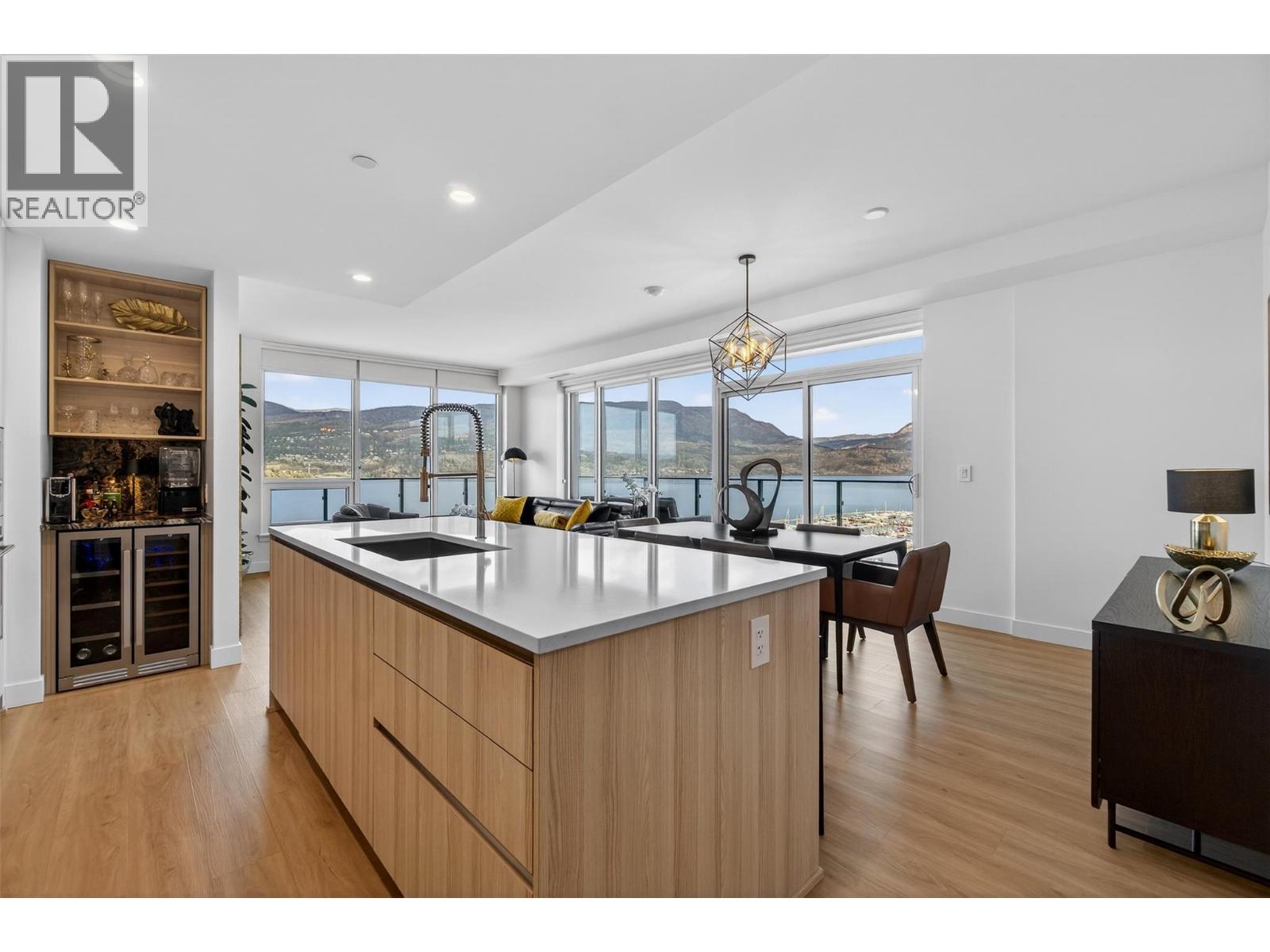 238 Leon Avenue Unit# 1308