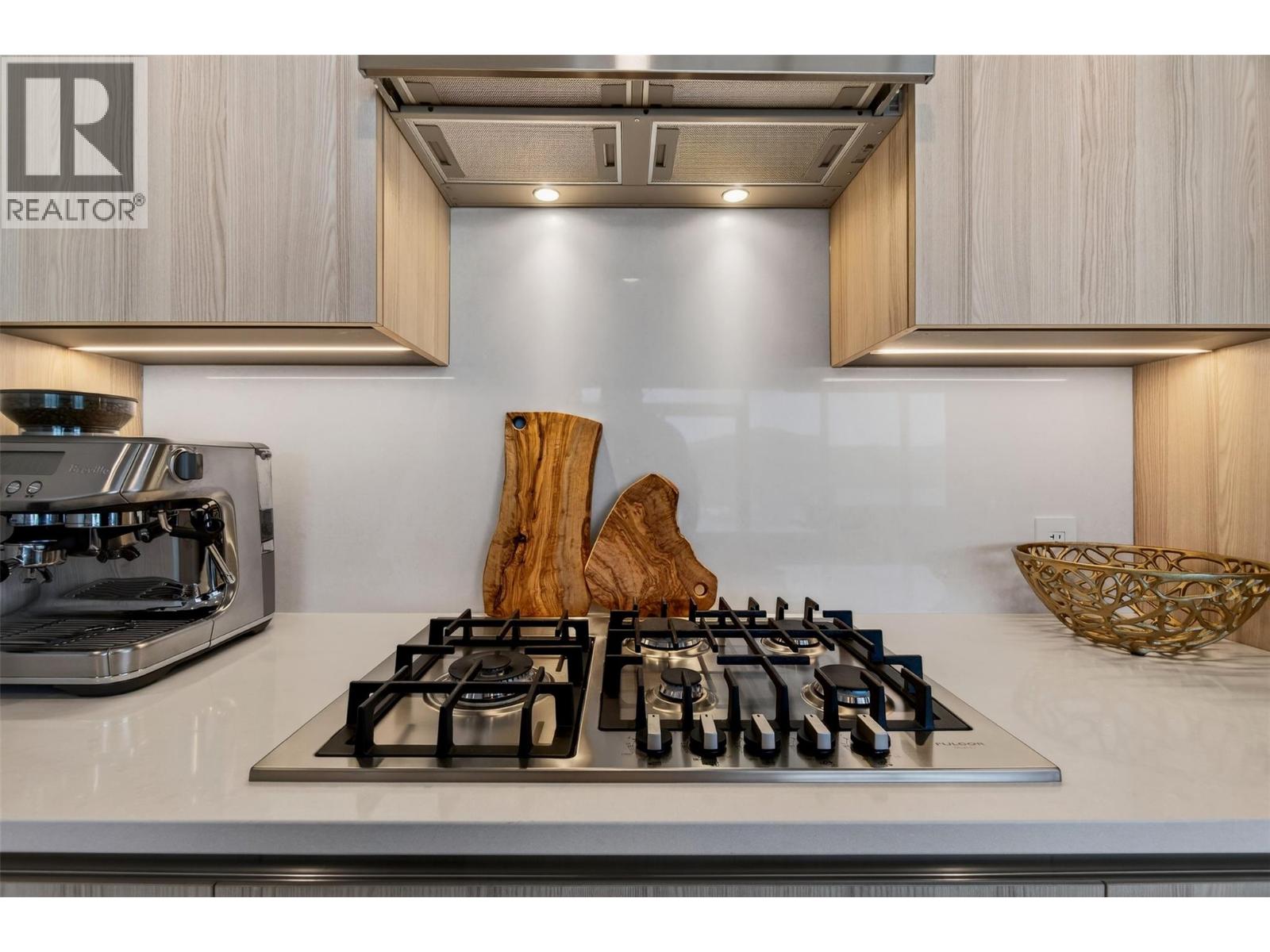 238 Leon Avenue Unit# 1308
