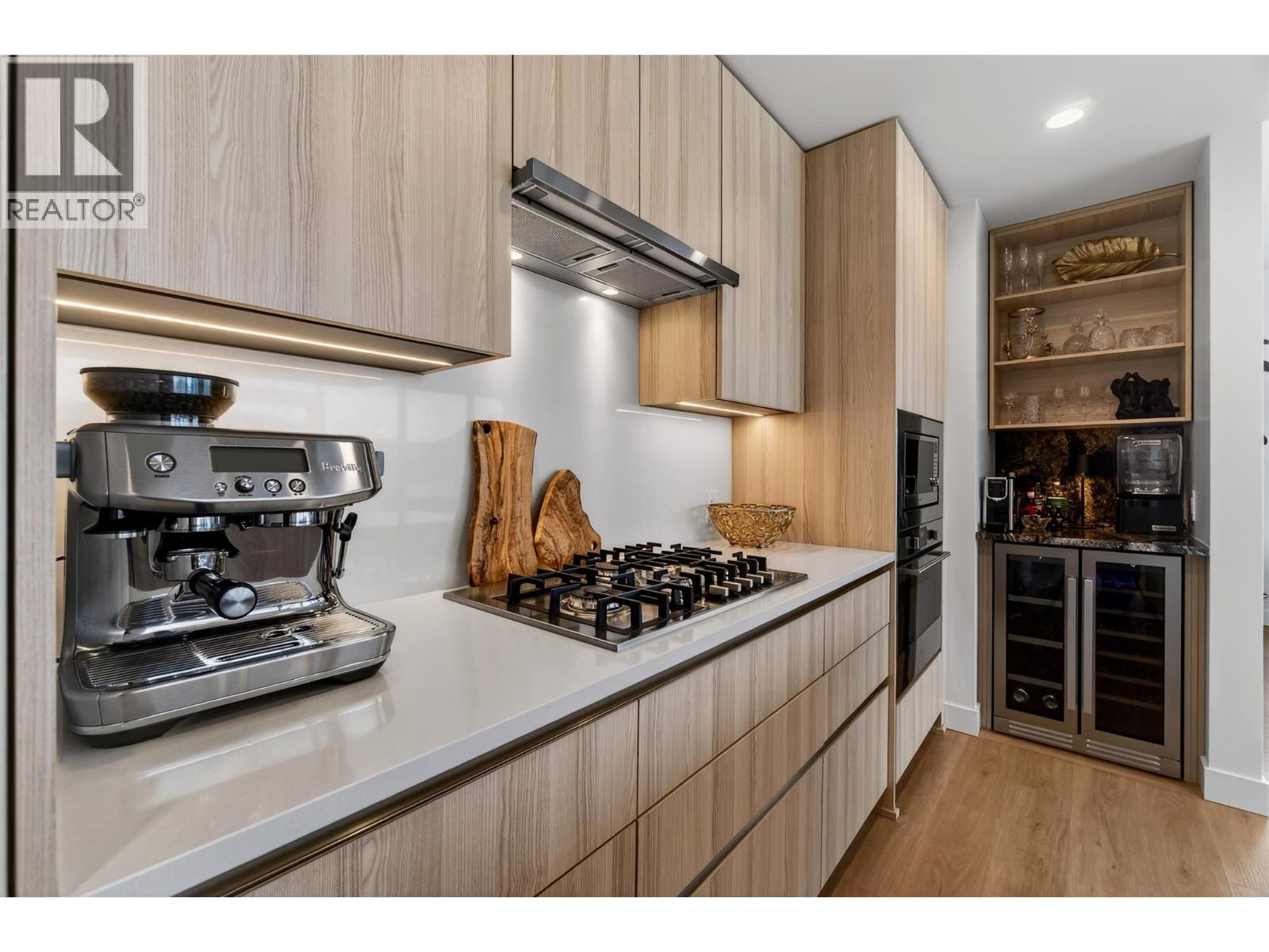 238 Leon Avenue Unit# 1308