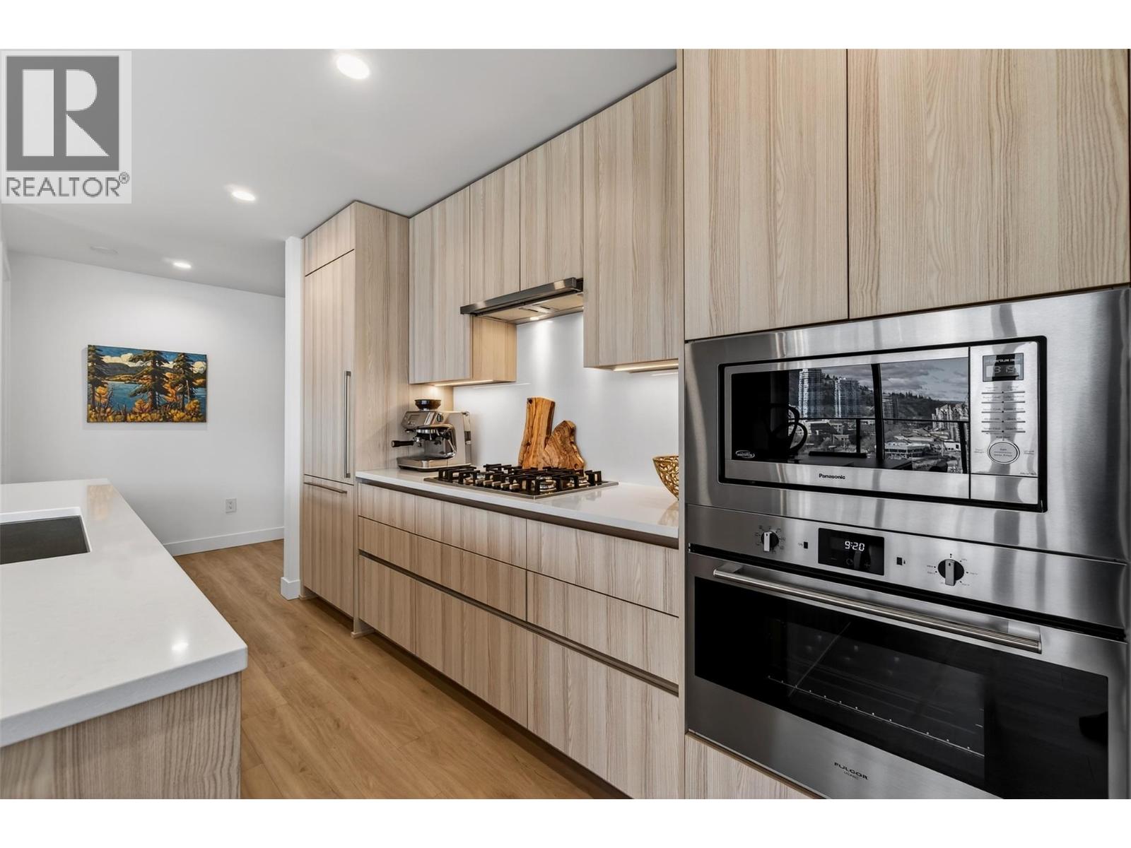 238 Leon Avenue Unit# 1308