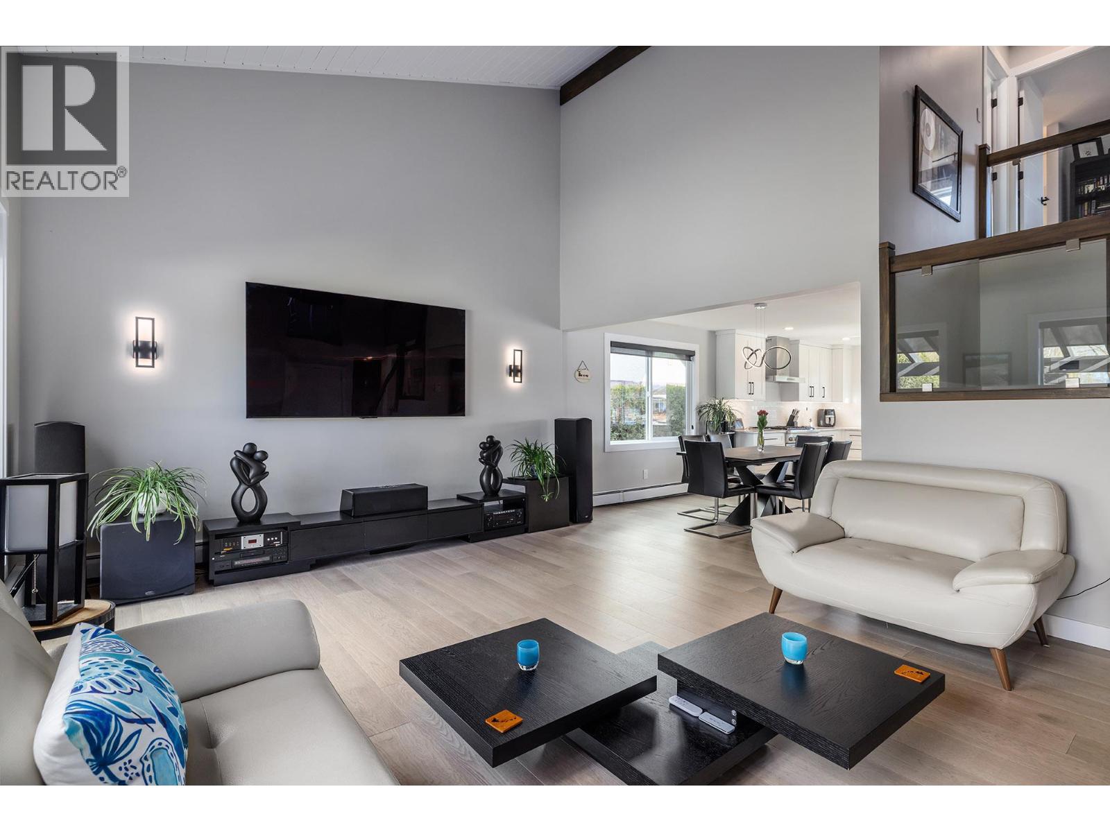 1404 Green Bay Road