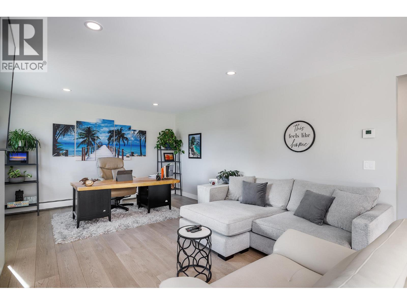 1404 Green Bay Road