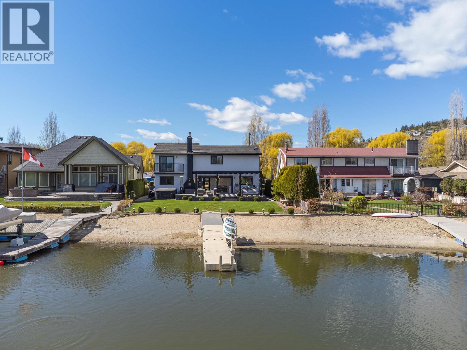 1404 Green Bay Road
