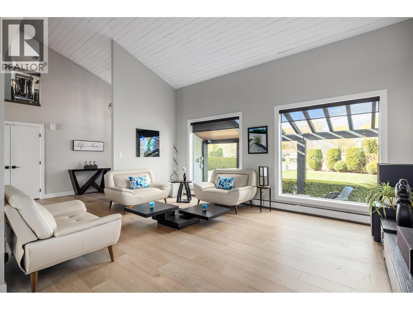 1404 Green Bay Road