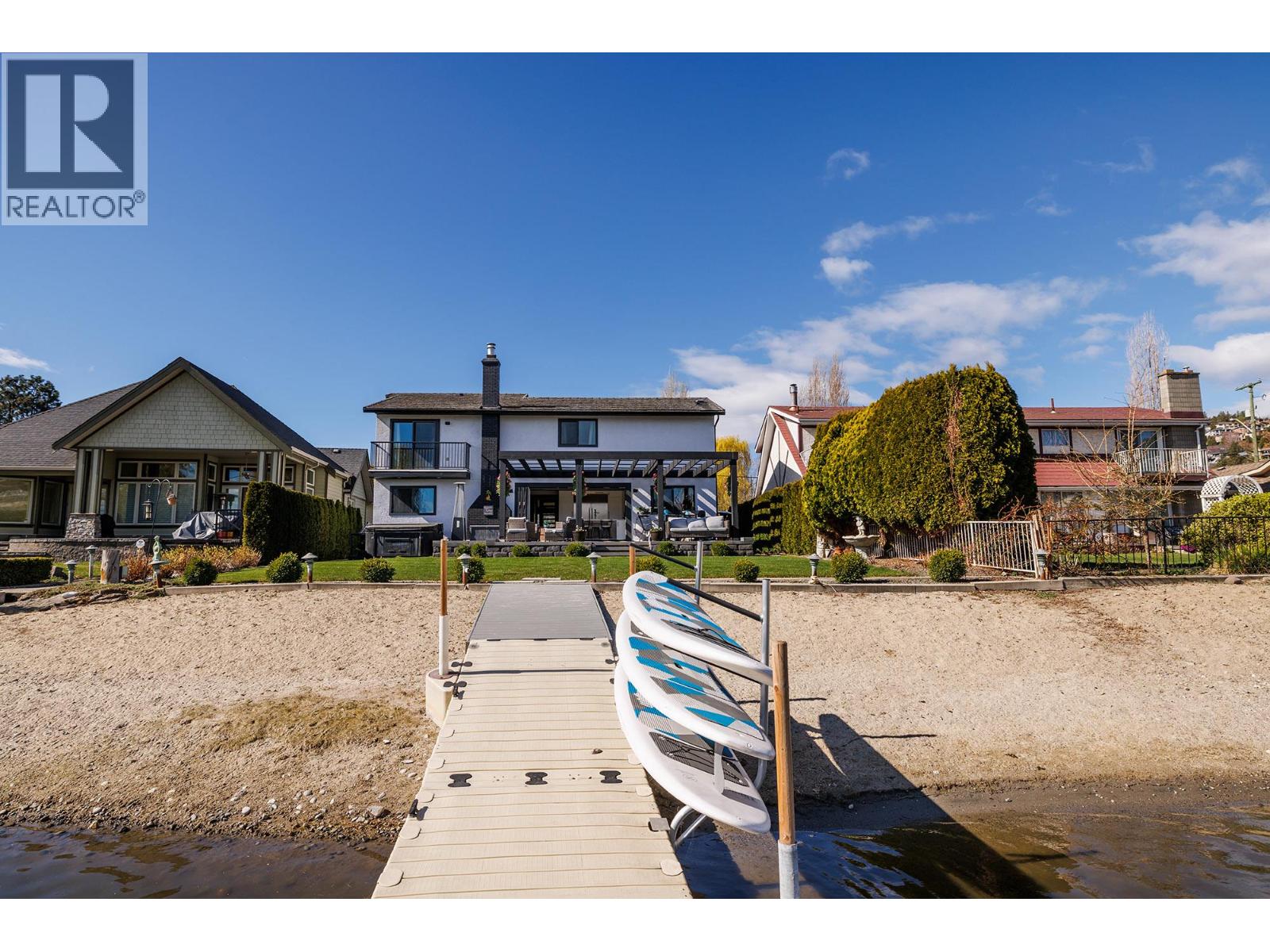 1404 Green Bay Road