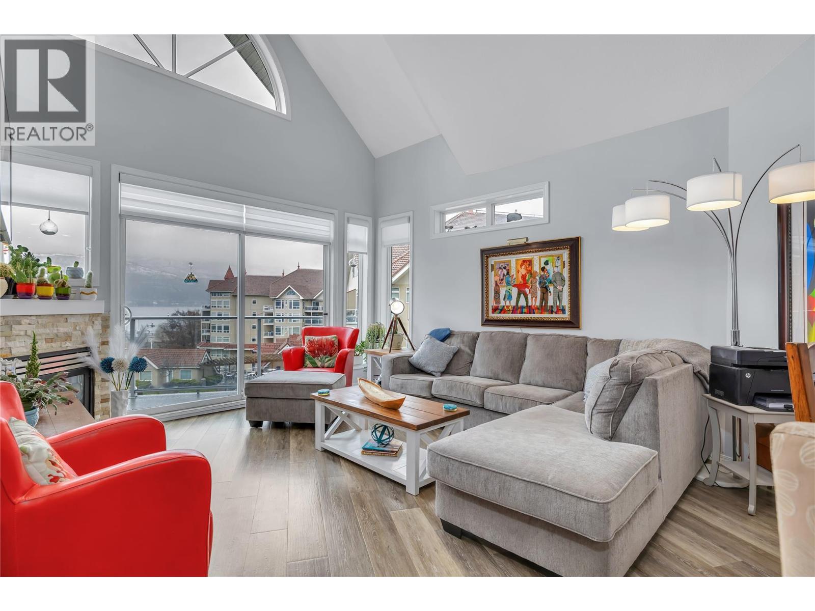 1088 Sunset Drive Unit# 635