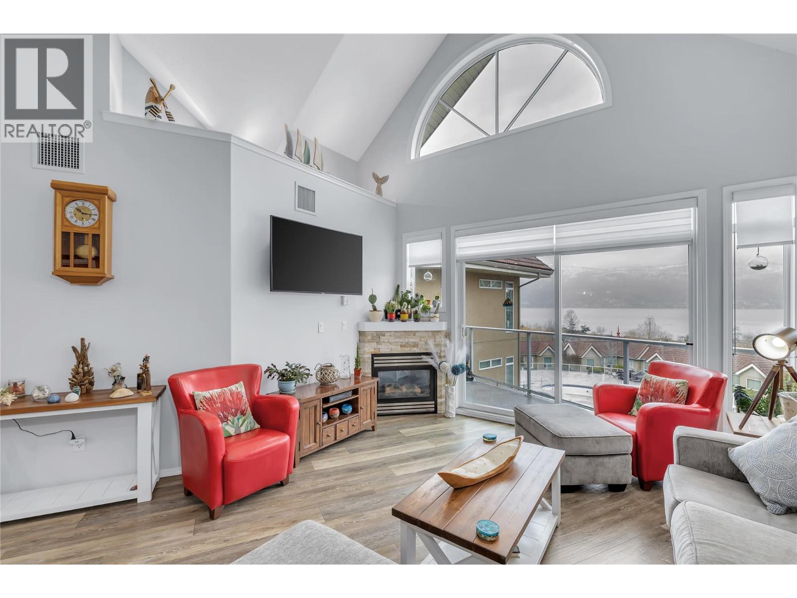 1088 Sunset Drive Unit# 635