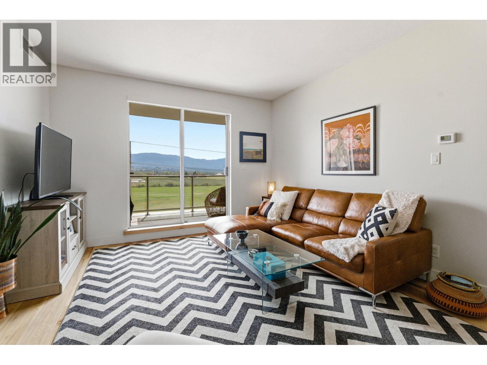 2040 Springfield Road Unit# 402
